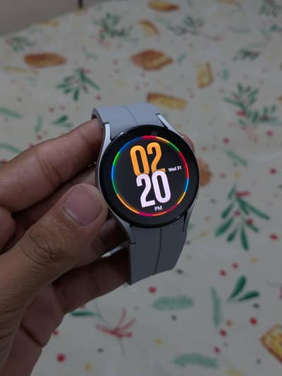 SAMSUNG GALAXY WATCH 5