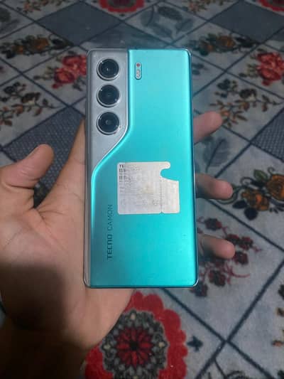 Tecno CAMON 40 Pro
