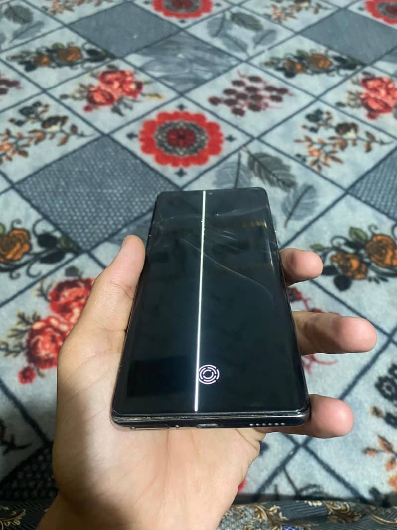 Tecno CAMON 40 Pro 4
