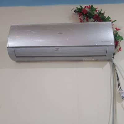 HAIER 1.5 TON AC