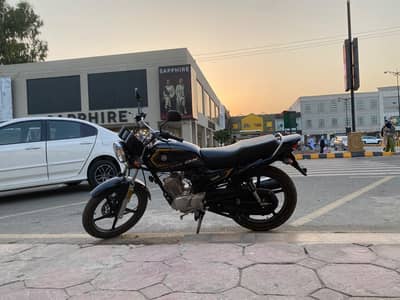 Yamaha YB 125Z-DX | 2025 Model | 3,300 km Only | Full PPF Laminated |