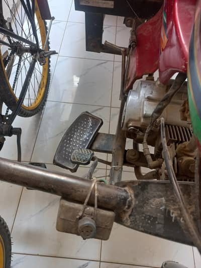 United 100cc loder raksha
