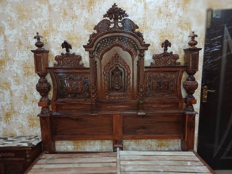 king bed/master bed/bed/dressing/table 3
