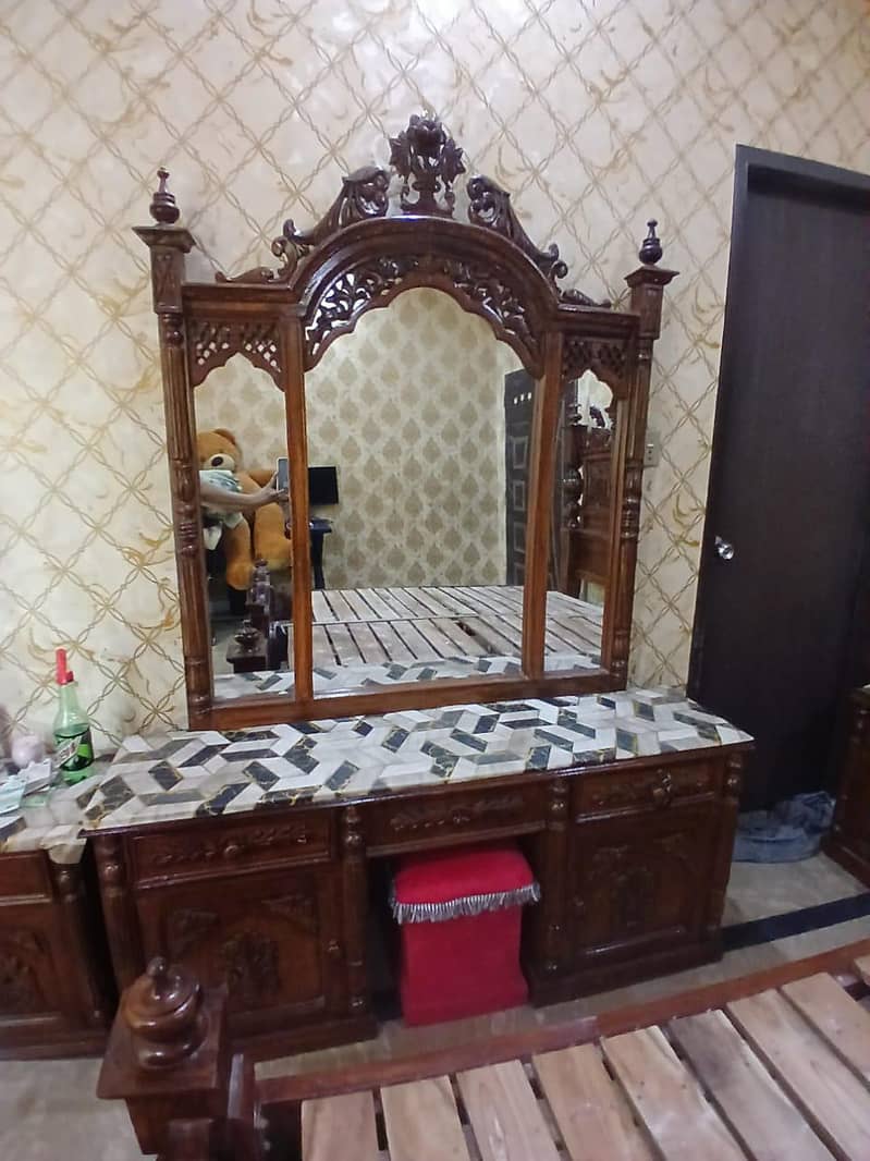 king bed/master bed/bed/dressing/table 9