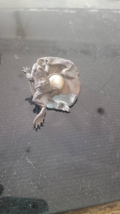 Vintage Jan Michaels Frog Brooch - USA Branded Antique Pin