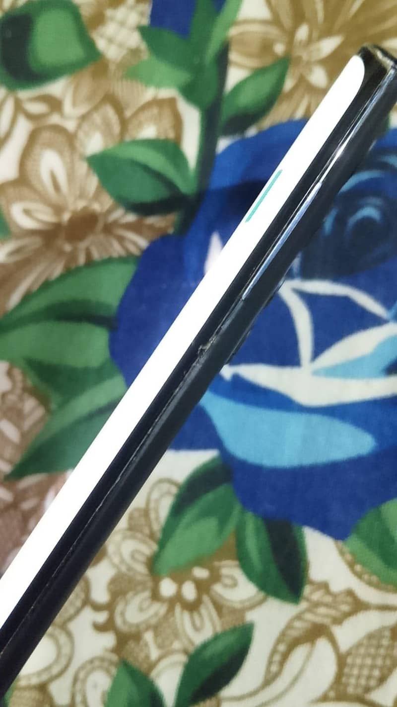 Moto Edge 2