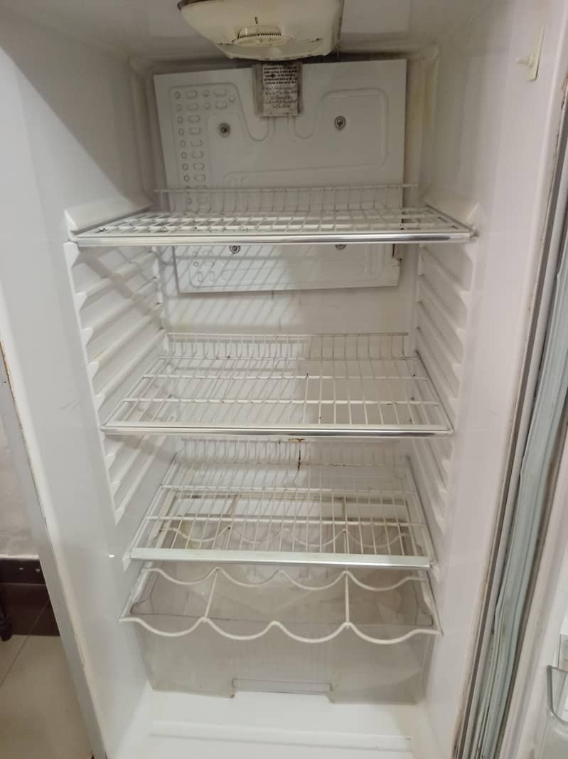 waves refrigerator 2