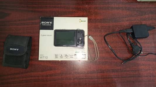 Sony Cybershot DSC-W710