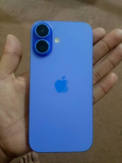 Apple iPhone 16