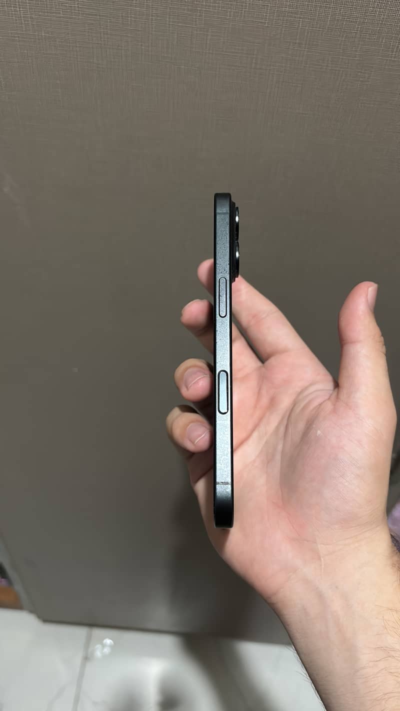 Iphone 16 4