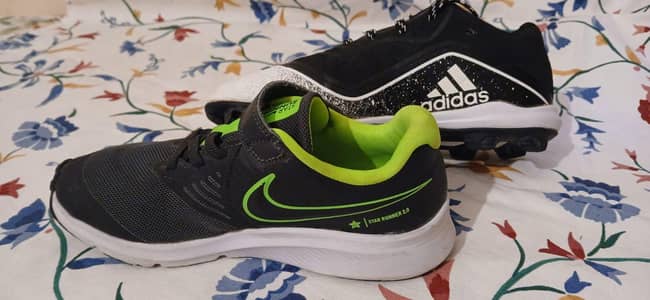Football Shoes & Joggers for Boys (9-10 Years) – Size 35 | Like New