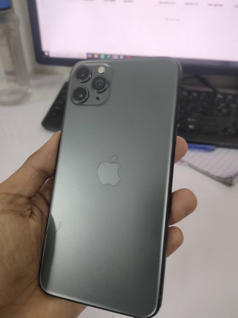 Apple iPhone 11 Pro Max 1