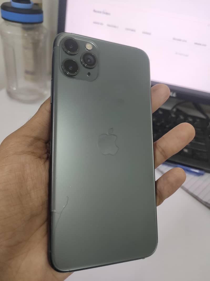 Apple iPhone 11 Pro Max 2