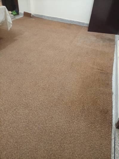 carpet in good condition for sale 16x12 feet