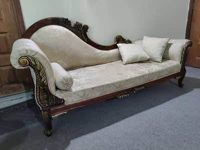 Dewan for sale