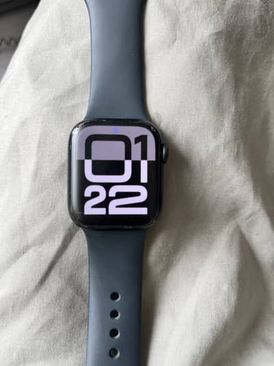 Apple watch series 8