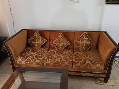 5 Seater Luxury Sofa Set With 3 tables
