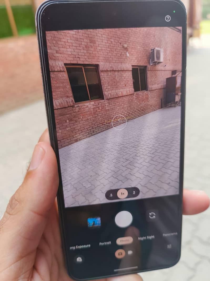 Google Pixel 8 5