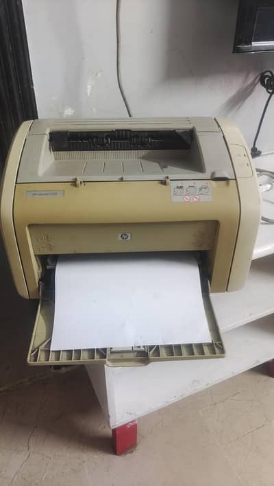 Hp laser printer for sale urgent