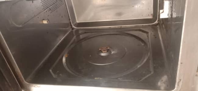 dawlance big size oven