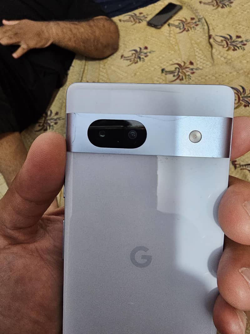 Google Pixel 7a 4