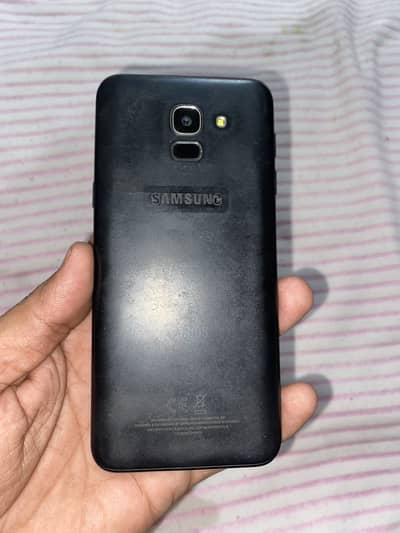 Samsung Mobile J6