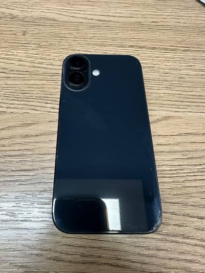 Apple iPhone 16