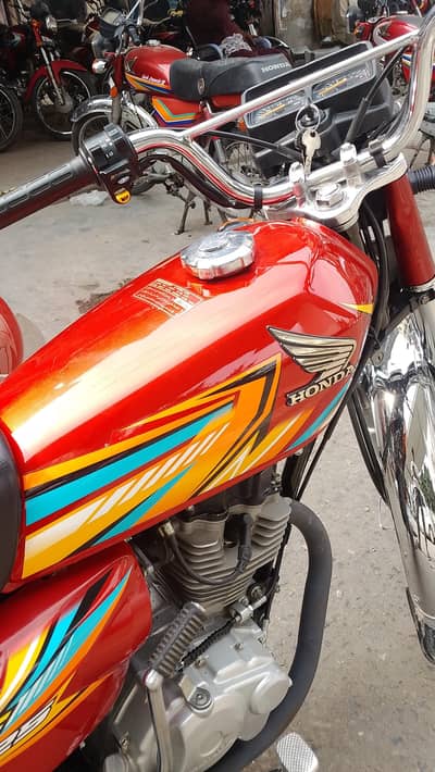 Bike Cg 125 10/10 new condition