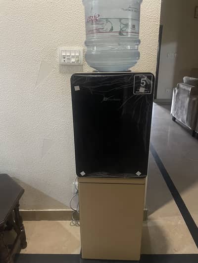 Dawlance dispenser 3 taps