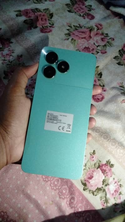 realme c51 4GB/64GB box with original charger finger & face ID ok