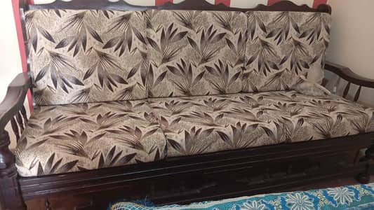 5 seater sofa set pure lakri  with gadiyaan