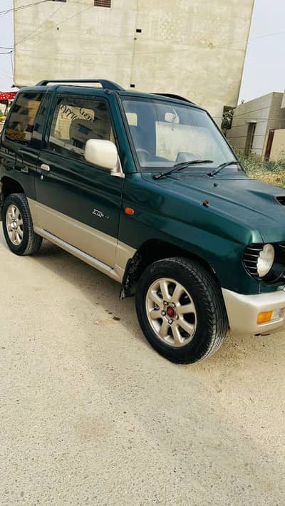 Mitsubishi Pajero Mini 1995