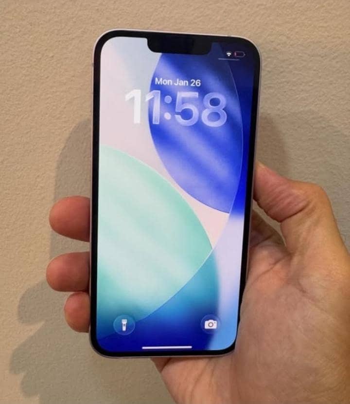 Apple iPhone 14 3