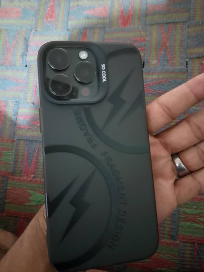 iphone 15 pro max 1