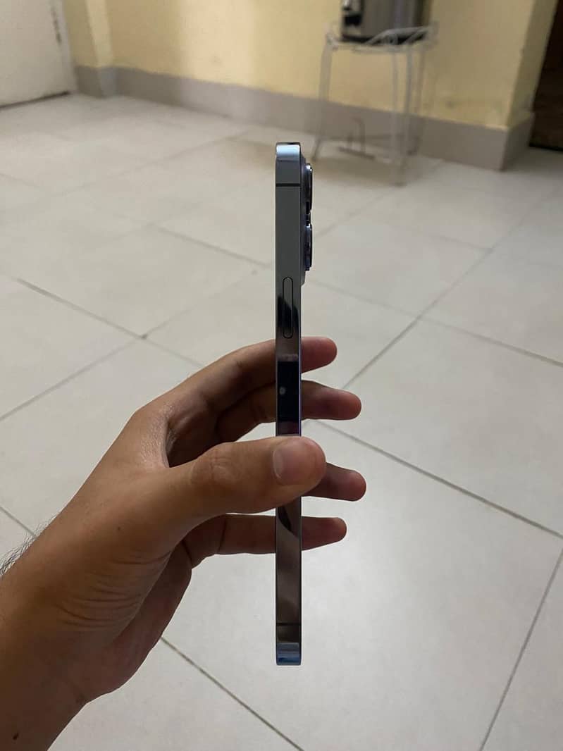 Apple iPhone 13 Pro Max 4