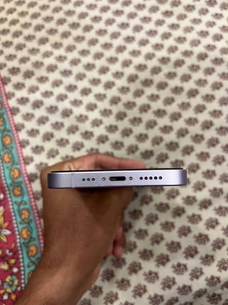 Apple iPhone 14 Mint Condition 4