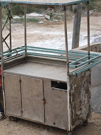 Limca fries steel counter for sale in good condition
