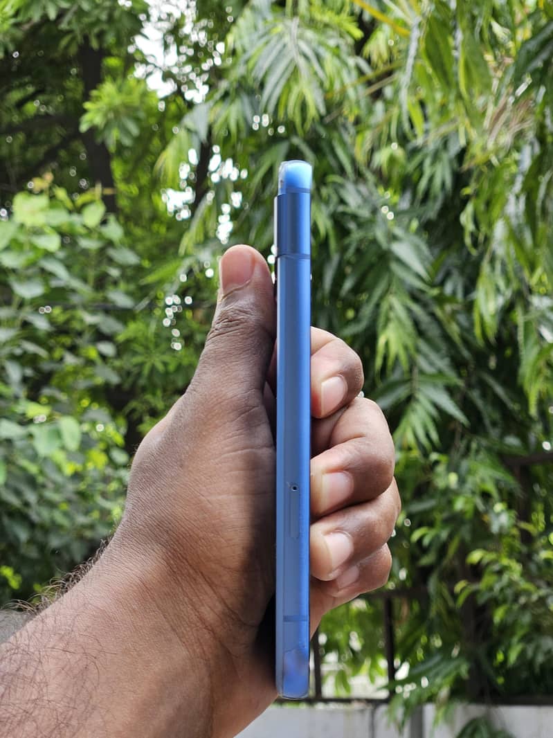 Google Pixel 8a 5G 4