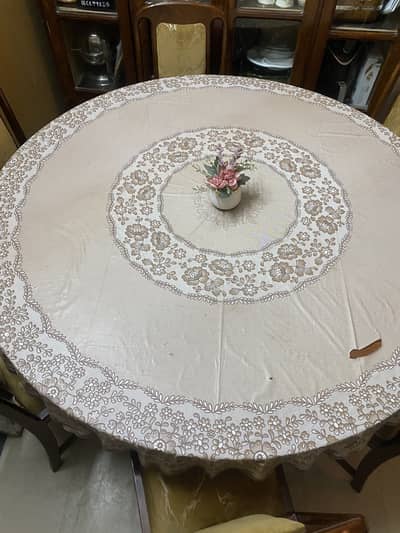 Dinning table with chairs