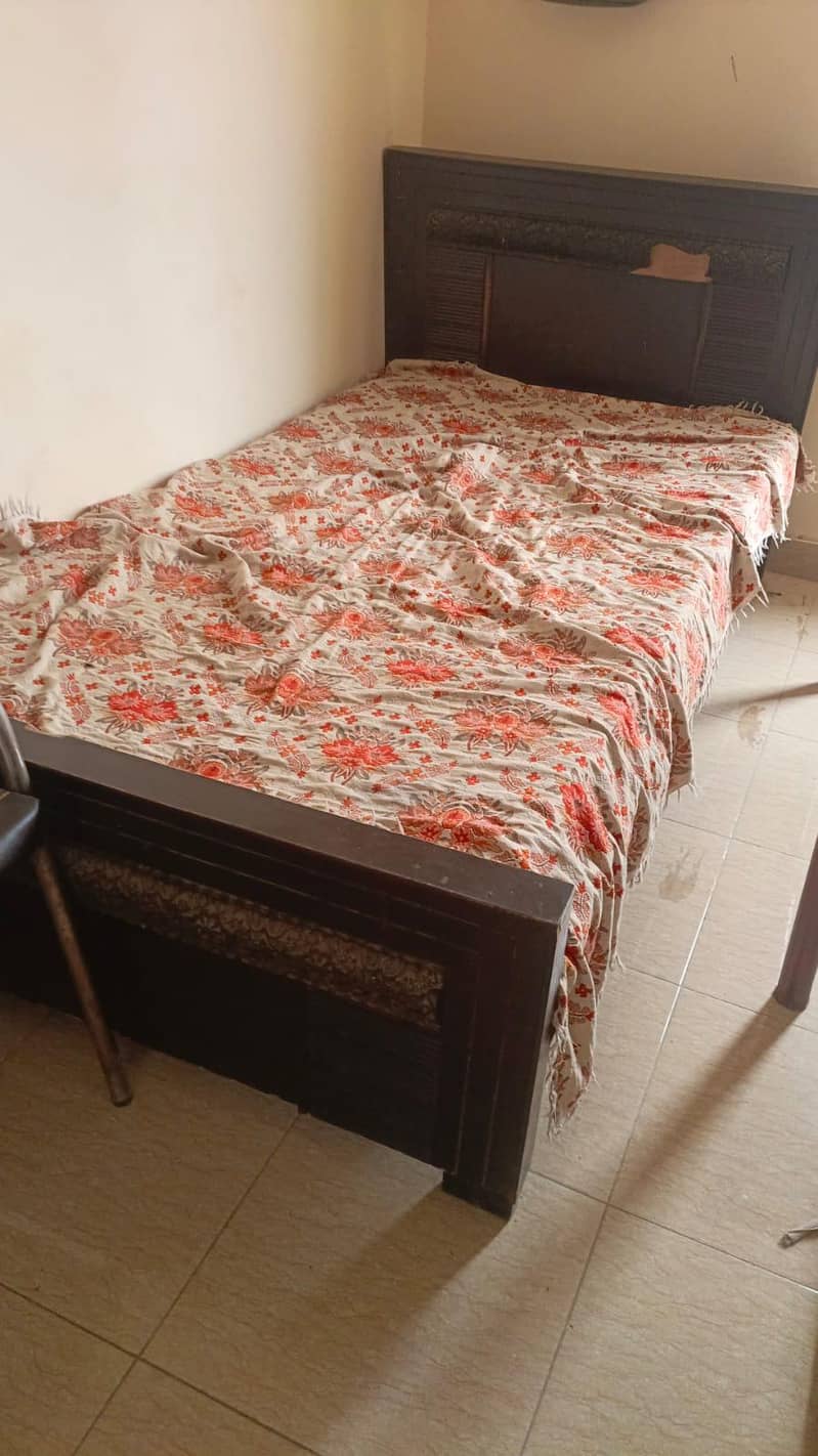 single bed 0