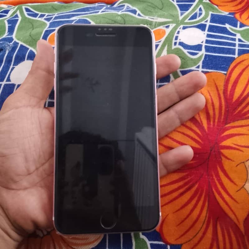 Apple iPhone 7 Plus 2