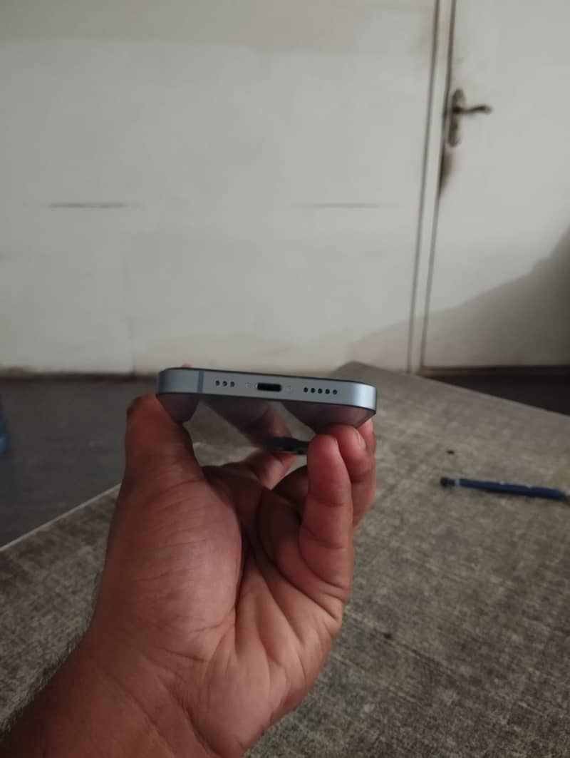 Apple iPhone 14 2