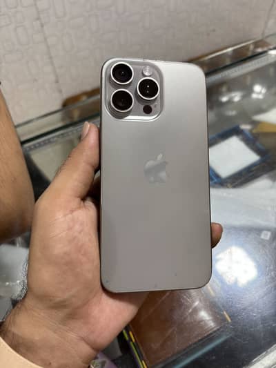 Apple iPhone 15 Pro Max