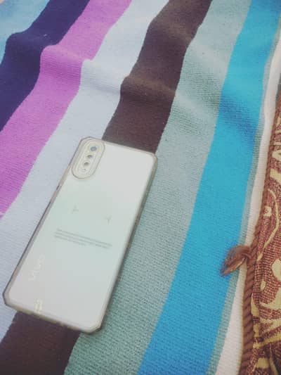 Vivo S1