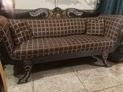 Dewan with cusions / Dining Table with 6 chairs