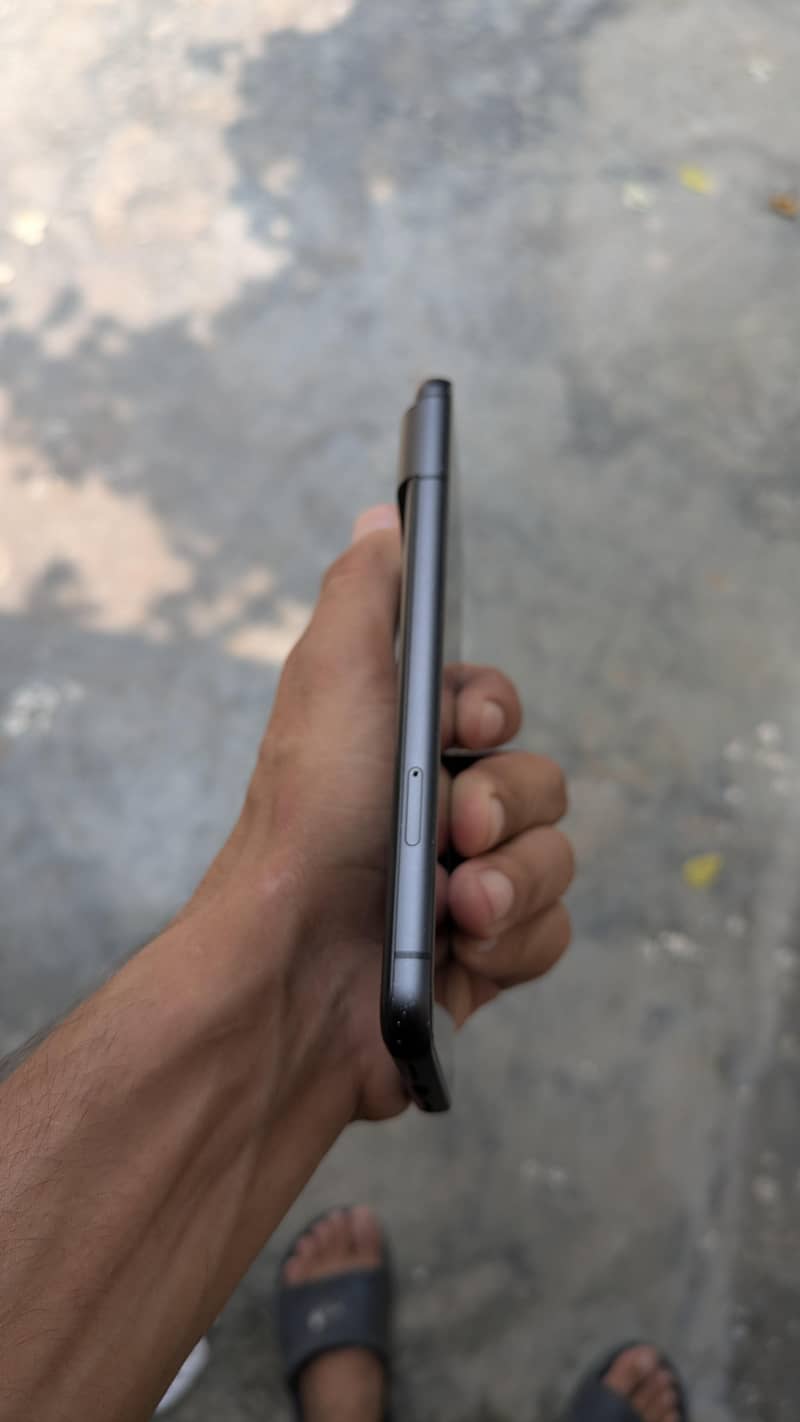 Pixel 8 5