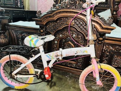 Folding baby cycle