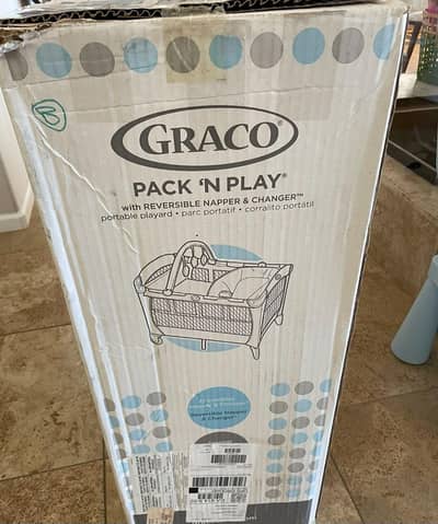 graco playpan green colour new