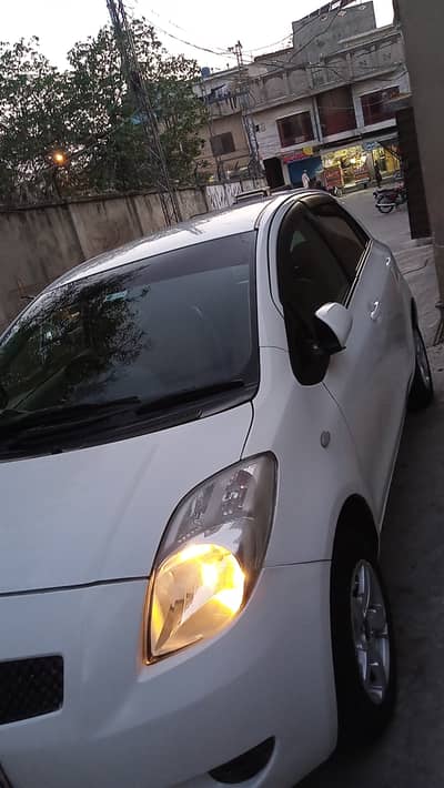 Toyota Vitz 2006