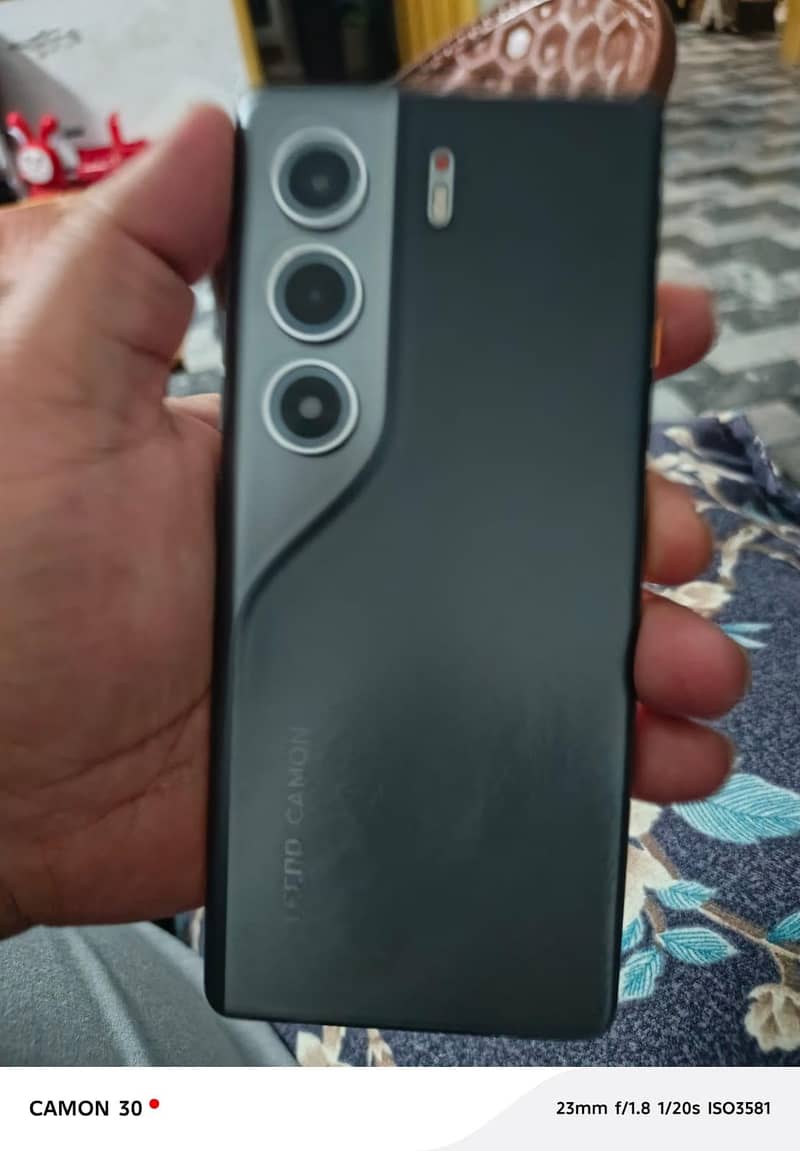 Tecno Camon 40 Pro 1